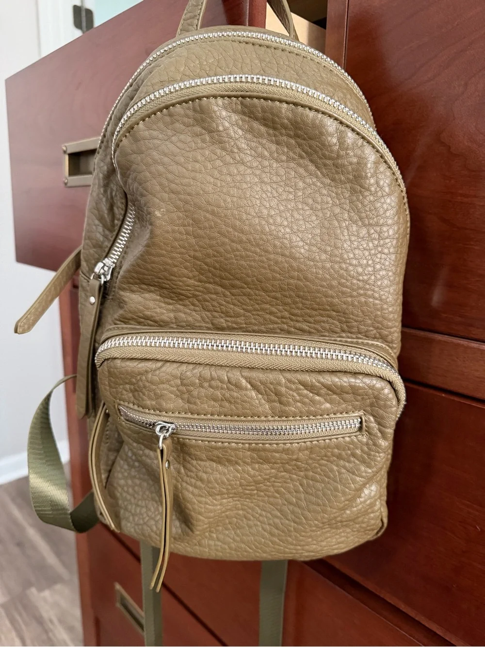 Urban Expressions purse backpack